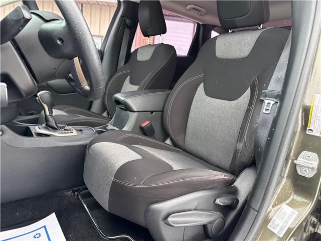 2016 Jeep Cherokee Sport (Stk: 5B094B) in Blenheim - Image 10 of 14