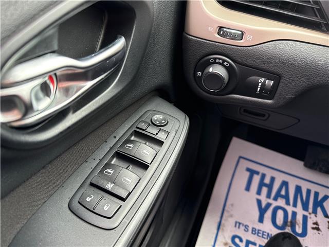 2016 Jeep Cherokee Sport (Stk: 5B094B) in Blenheim - Image 11 of 14