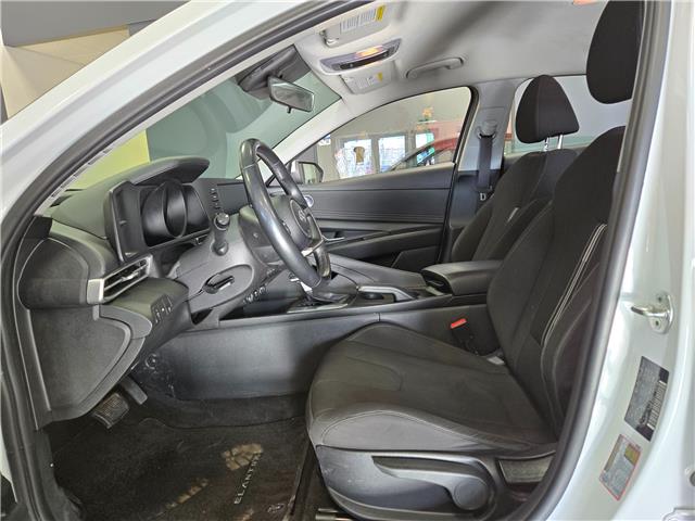 2022 Hyundai Elantra Preferred (Stk: 22HE22913) in Winnipeg - Image 17 of 20