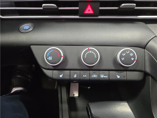 2022 Hyundai Elantra Preferred (Stk: 22HE22913) in Winnipeg - Image 14 of 20