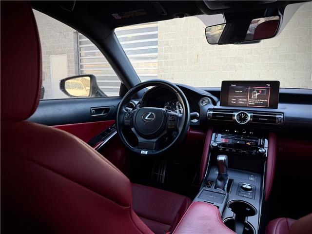 2021 Lexus IS 300 Base (Stk: 251239C) in Calgary - Image 17 of 18