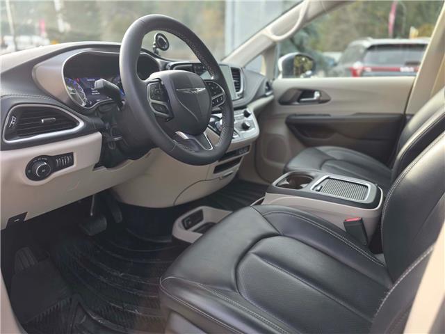 2023 Chrysler Pacifica Touring-L (Stk: 55786) in Castlegar - Image 8 of 24