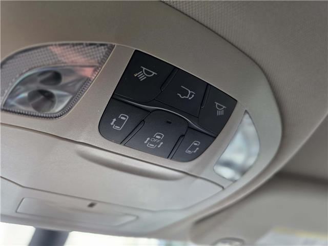 2023 Chrysler Pacifica Touring-L (Stk: 55786) in Castlegar - Image 16 of 24