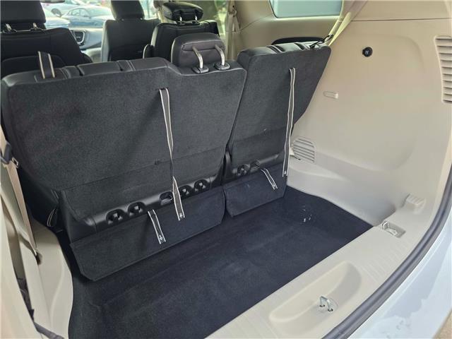 2023 Chrysler Pacifica Touring-L (Stk: 55786) in Castlegar - Image 21 of 24