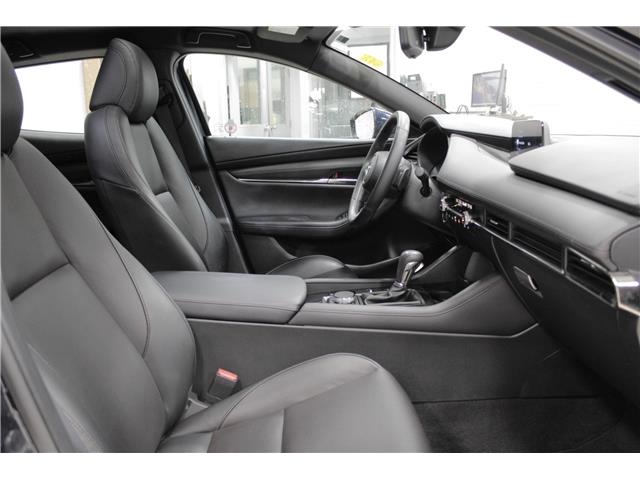 2023 Mazda Mazda3 Sport GT (Stk: 17ML0667) in London - Image 14 of 25