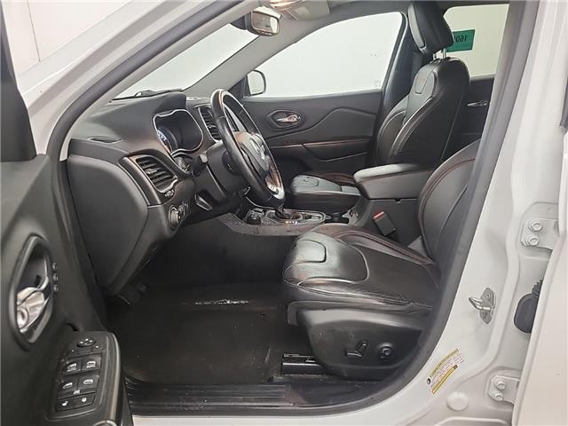 2020 Jeep Cherokee Trailhawk (Stk: 164760) in London - Image 7 of 13