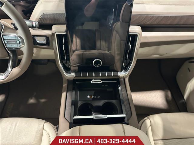 2026 GMC Yukon Denali (Stk: 302511) in Lethbridge - Image 11 of 15