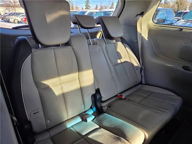 2020 Kia Sedona  (Stk: 7037A) in Calgary - Image 10 of 11