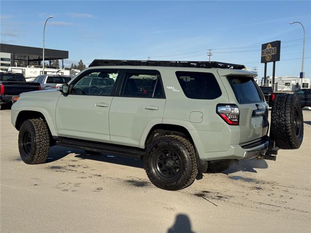 2022 Toyota 4Runner Base (Stk: X369732A) in Cranbrook - Image 3 of 21