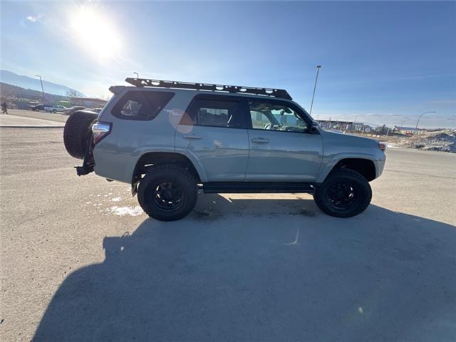 2022 Toyota 4Runner Base (Stk: X369732A) in Cranbrook - Image 6 of 21