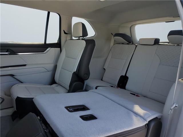 2026 GMC Acadia Denali (Stk: 351620) in Medicine Hat - Image 13 of 15 2026 GMC Acadia Denali (Stk: 351620) in Medicine Hat - Image 13 of 15
