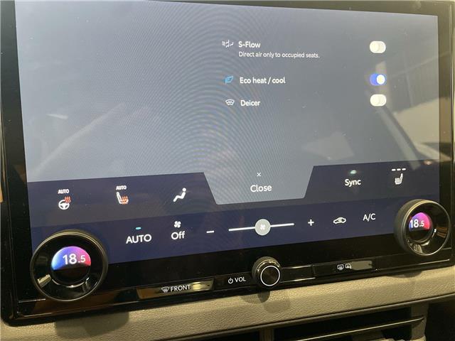 2026 Toyota bZ XLE (Stk: 12107844) in Concord - Image 35 of 45