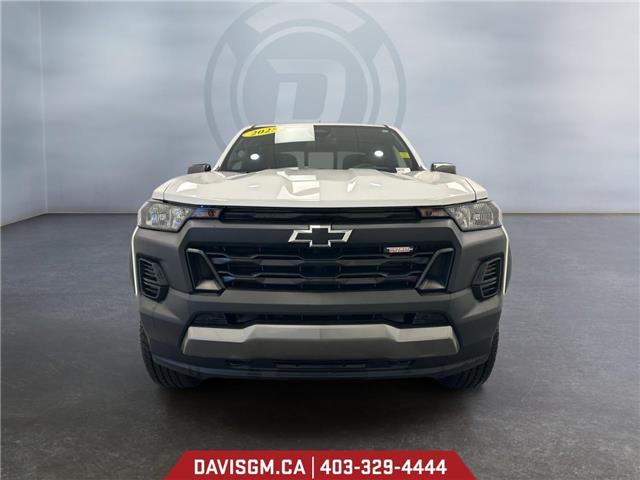 2025 Chevrolet Colorado Trail Boss (Stk: 302787) in Lethbridge - Image 8 of 15