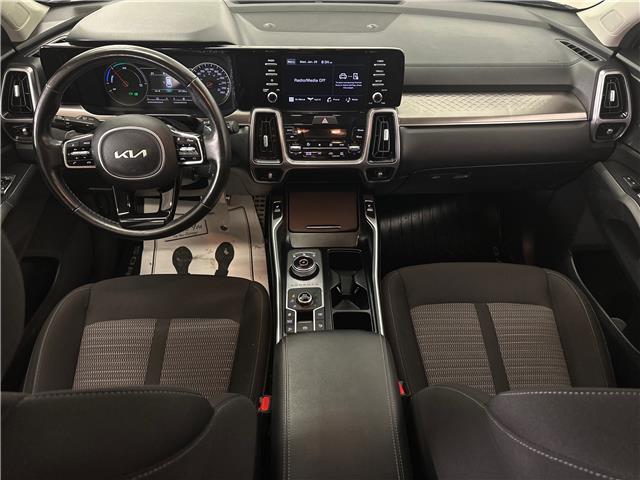 2022 Kia Sorento Hybrid LX (Stk: 43258JA) in Belleville - Image 12 of 26
