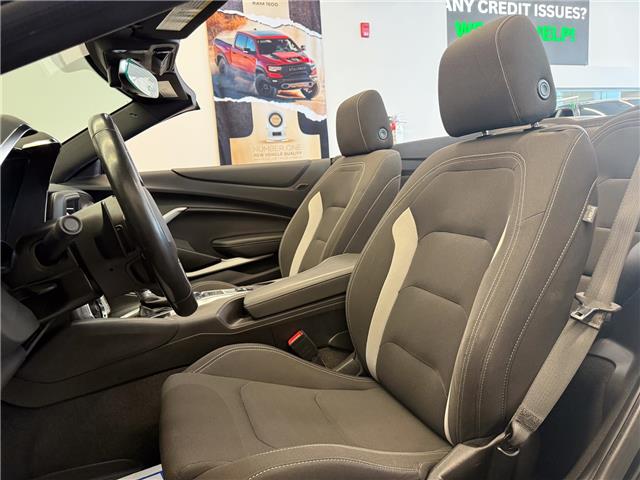 2022 Chevrolet Camaro 1LT (Stk: 26082A) in London - Image 6 of 17