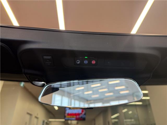 2022 Chevrolet Camaro 1LT (Stk: 26082A) in London - Image 15 of 17