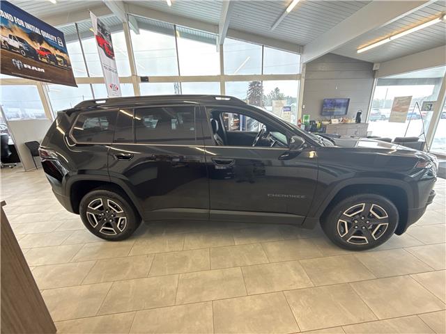 2026 Jeep Cherokee Laredo/Limited (Stk: 26016) in Meaford - Image 4 of 13