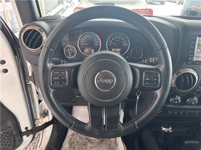 2016 Jeep Wrangler Unlimited Sahara (Stk: U9082A) in Uxbridge - Image 12 of 27