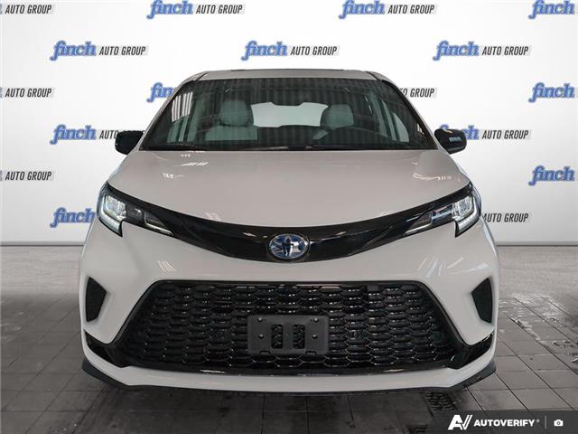 2025 Toyota Sienna XSE 7-Passenger (Stk: P3141) in London - Image 2 of 24