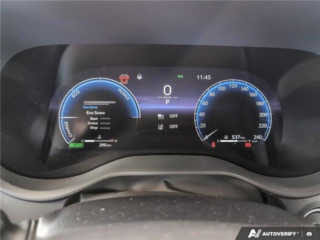 2025 Toyota Sienna XSE 7-Passenger (Stk: P3141) in London - Image 14 of 24