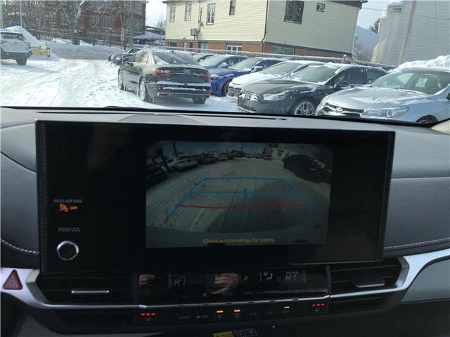 2025 Toyota Sienna XSE 7-Passenger (Stk: 224767) in Ottawa - Image 17 of 25