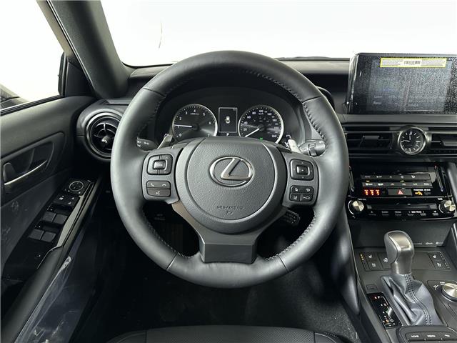 2025 Lexus IS 300  (Stk: 15105487) in Richmond Hill - Image 11 of 20