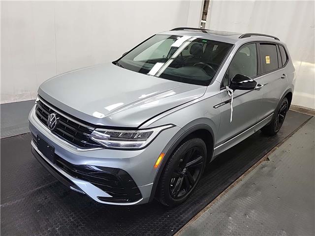 2024 Volkswagen Tiguan Comfortline R-Line Black Edition (Stk: 43467J) in Belleville - Image 1 of 3