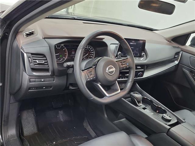 2023 Nissan Rogue SV Midnight Edition (Stk: 43469J) in Belleville - Image 2 of 3