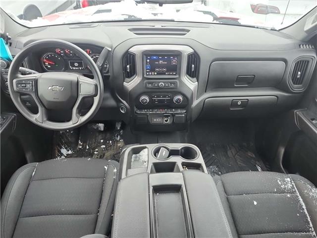 2022 Chevrolet Silverado 1500 Custom Trail Boss (Stk: 43482J) in Belleville - Image 2 of 3