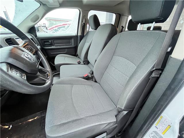 2022 RAM 1500 Classic Tradesman (Stk: 22-075H) in Sarnia - Image 10 of 21 2022 RAM 1500 Classic Tradesman (Stk: 22-075H) in Sarnia - Image 10 of 21