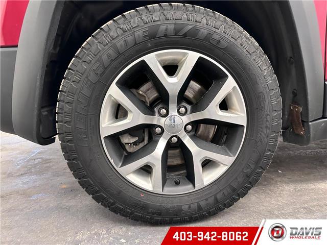 2016 Jeep Cherokee Trailhawk (Stk: 20973) in Lethbridge - Image 19 of 21