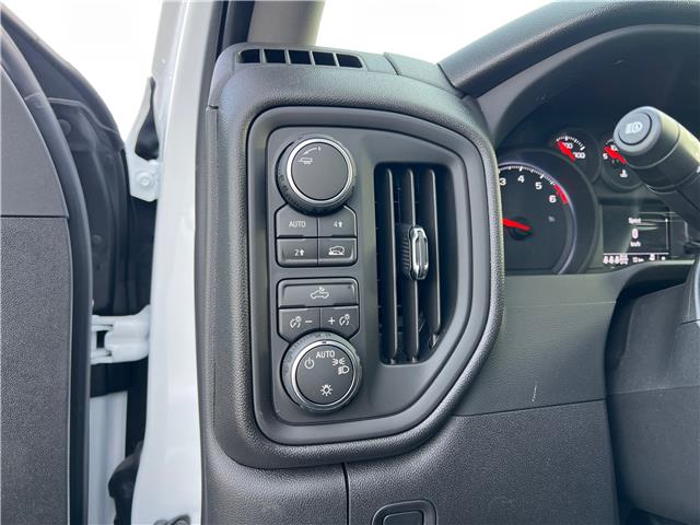2026 Chevrolet Silverado 1500 Work Truck (Stk: TG234033) in Calgary - Image 17 of 20