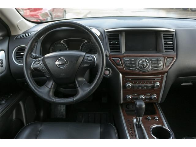 2018 Nissan Pathfinder Platinum (Stk: UT2196) in Kamloops - Image 16 of 25