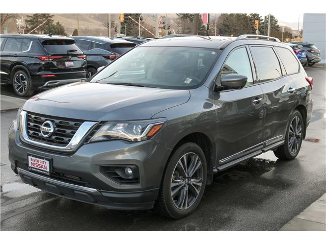 2018 Nissan Pathfinder Platinum (Stk: UT2196) in Kamloops - Image 1 of 25