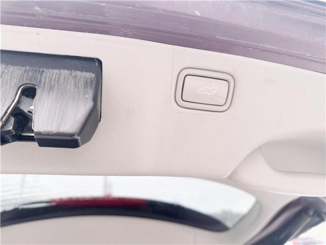 2019 Kia Sedona SX (Stk: R0977A) in London - Image 13 of 36