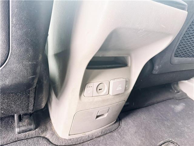 2019 Kia Sedona SX (Stk: R0977A) in London - Image 30 of 36