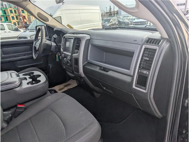 2019 RAM 1500 Classic ST (Stk: T-797B) in Calgary - Image 12 of 25