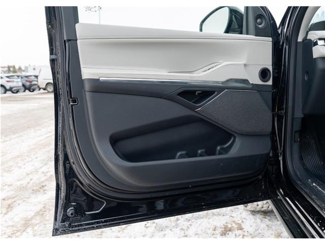 2026 Lincoln Navigator L Reserve (Stk: T-729) in Calgary - Image 10 of 24