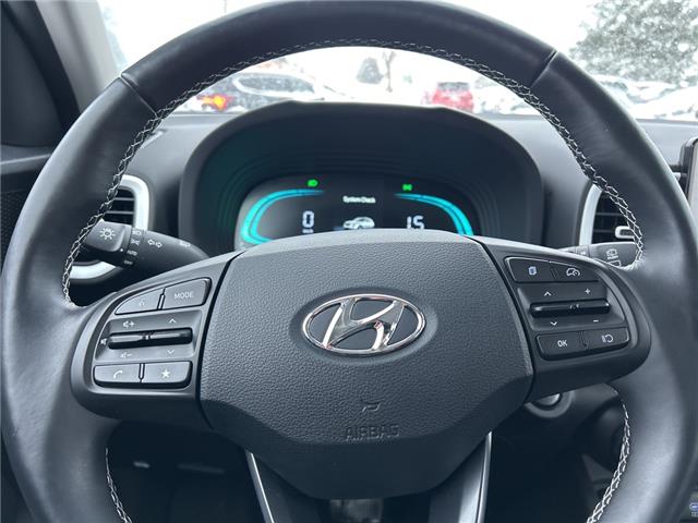 2025 Hyundai Venue Ultimate w/Black Interior (IVT) (Stk: 261192) in Aurora - Image 11 of 17