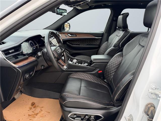 2023 Jeep Grand Cherokee L Summit (Stk: 370446) in Brooks - Image 9 of 30