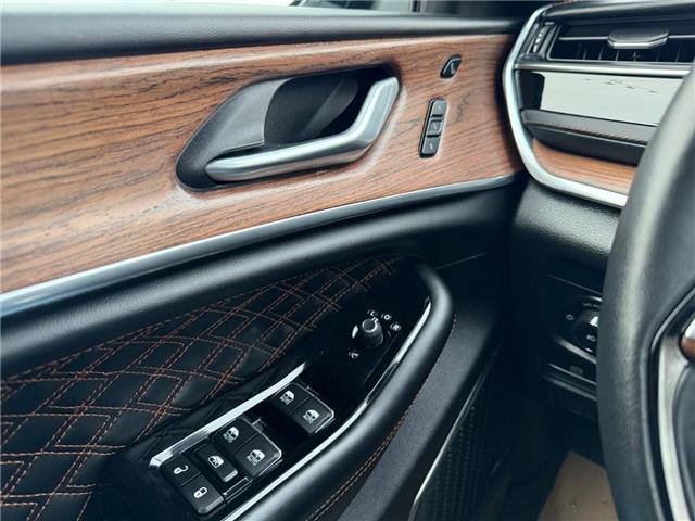 2023 Jeep Grand Cherokee L Summit (Stk: 370446) in Brooks - Image 21 of 30