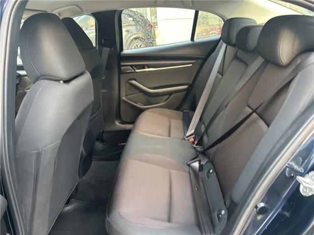 2021 Mazda Mazda3 GS (Stk: P4926) in Surrey - Image 11 of 15