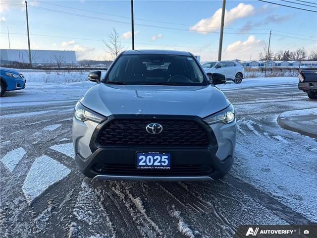 2025 Toyota Corolla Cross LE (Stk: U3320) in Hamilton - Image 2 of 5