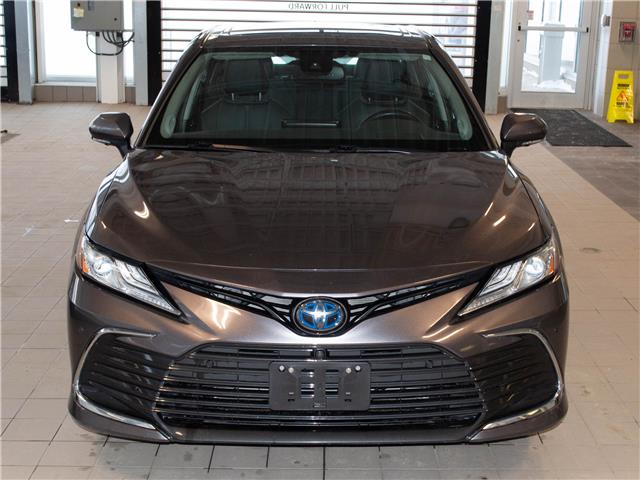 2021 Toyota Camry Hybrid XLE (Stk: P20745) in Kingston - Image 2 of 13