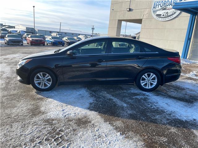 2013 Hyundai Sonata GLS in Charlottetown - Image 2 of 18