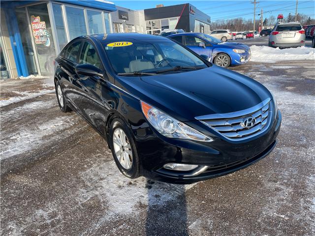 2013 Hyundai Sonata GLS in Charlottetown - Image 5 of 18