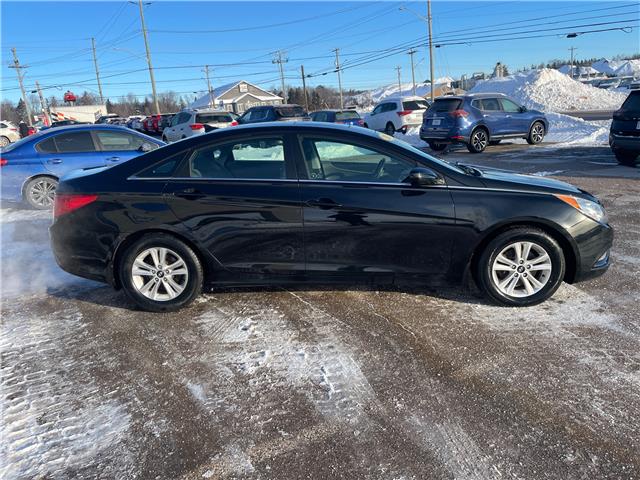 2013 Hyundai Sonata GLS in Charlottetown - Image 6 of 18