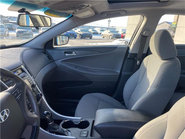 2013 Hyundai Sonata GLS in Charlottetown - Image 12 of 18