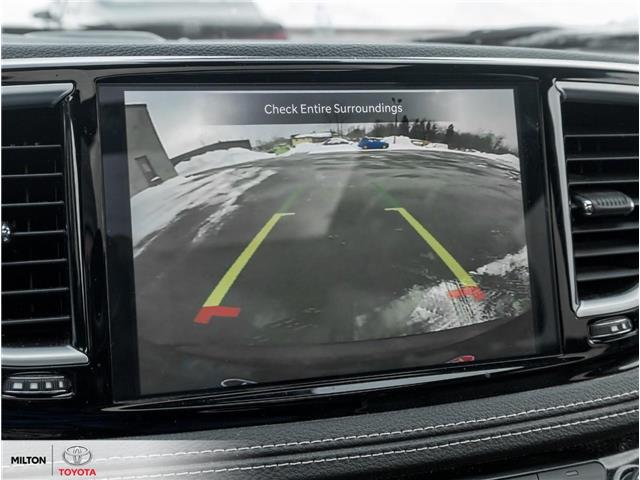 2023 Chrysler Pacifica Hybrid Limited (Stk: 524060) in Milton - Image 14 of 29 2023 Chrysler Pacifica Hybrid Limited (Stk: 524060) in Milton - Image 14 of 29