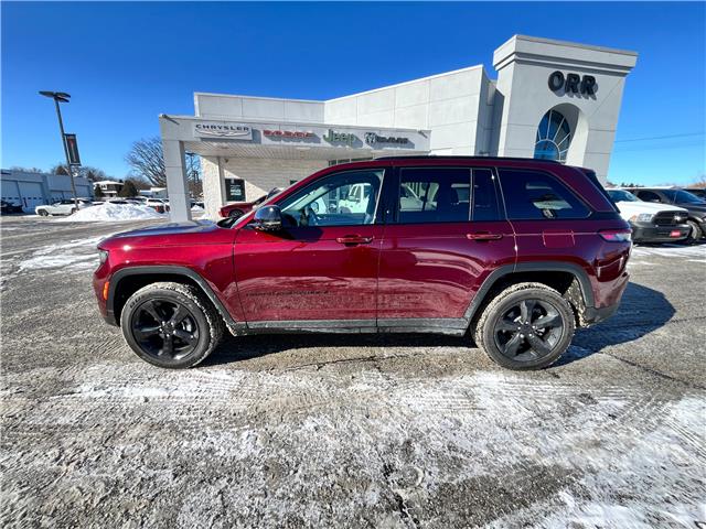 2025 Jeep Grand Cherokee Laredo (Stk: 25-411A) in Sarnia - Image 2 of 27